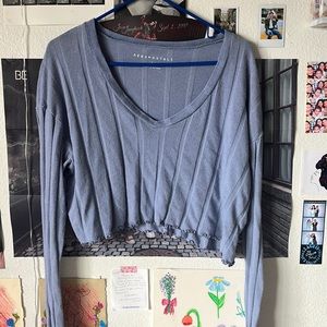 Aeropostale Blue long sleeve crop top